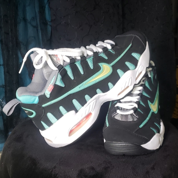 Moisture Wicking Shoes FREE SHIPPING Zappos com Moisture Wicking Shoes FREE SHIPPING Zappos com